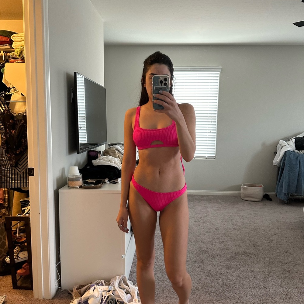 Vibrant Pink Ribbed Bikini